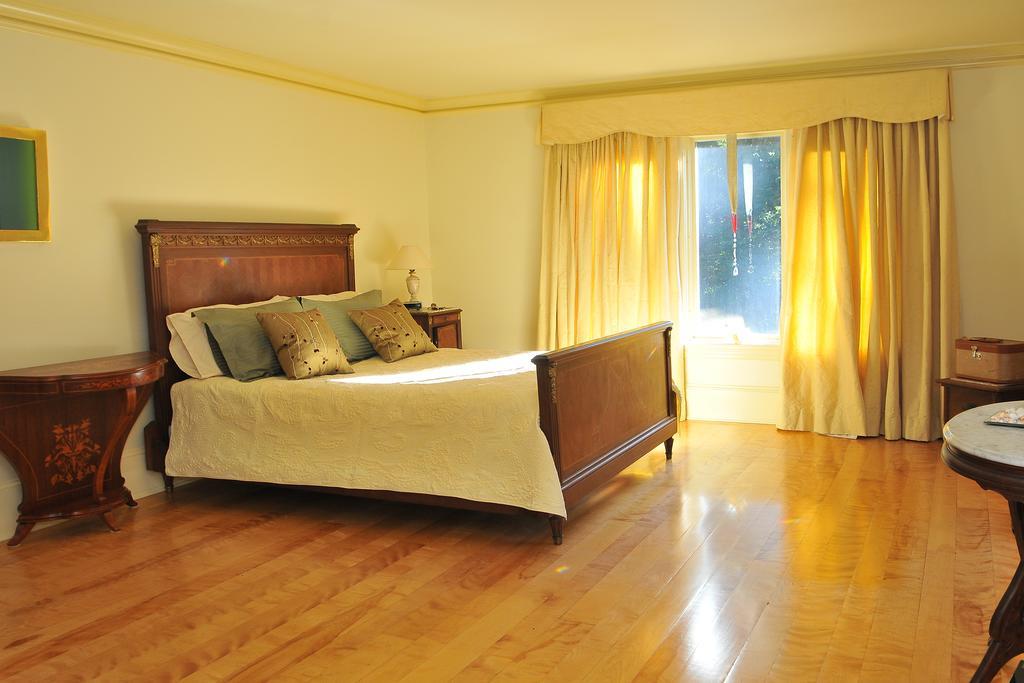 Bass Manor Bed And Breakfast & Art Museum Malta Pokój zdjęcie